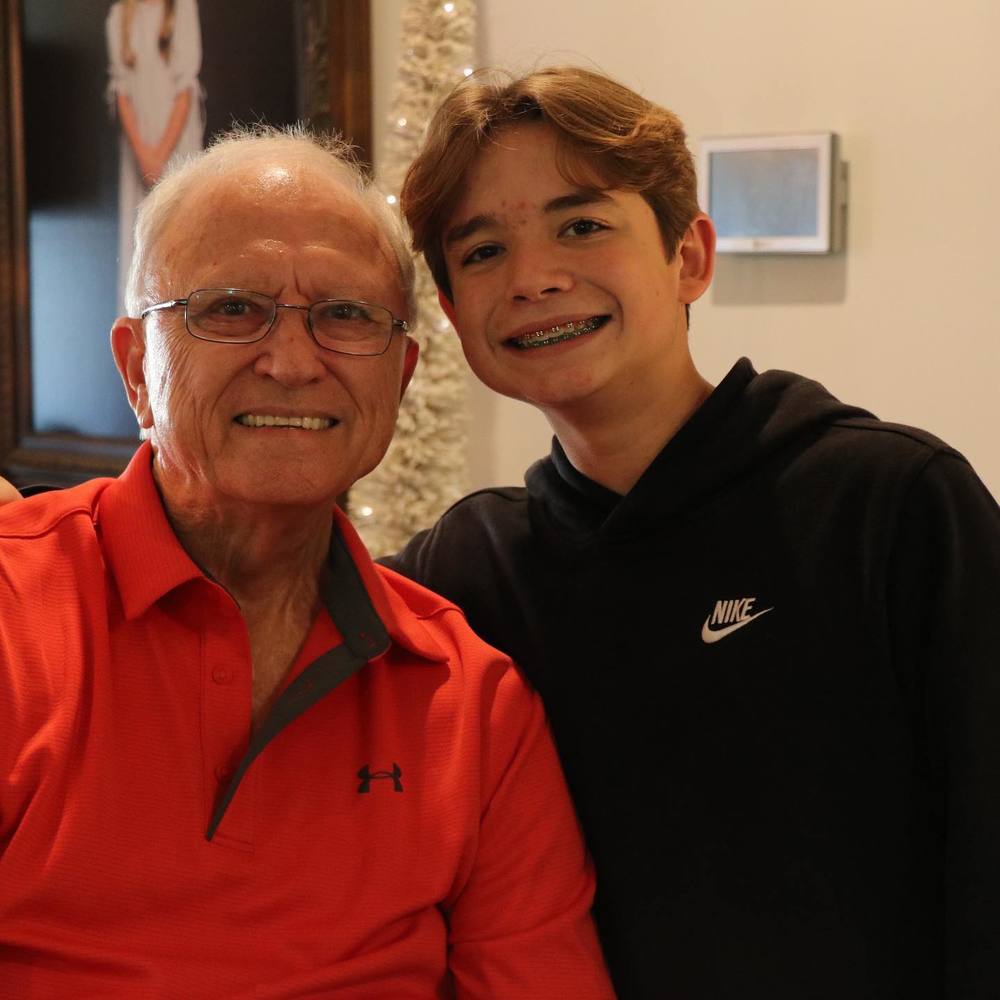 Meet your Posher, Brady